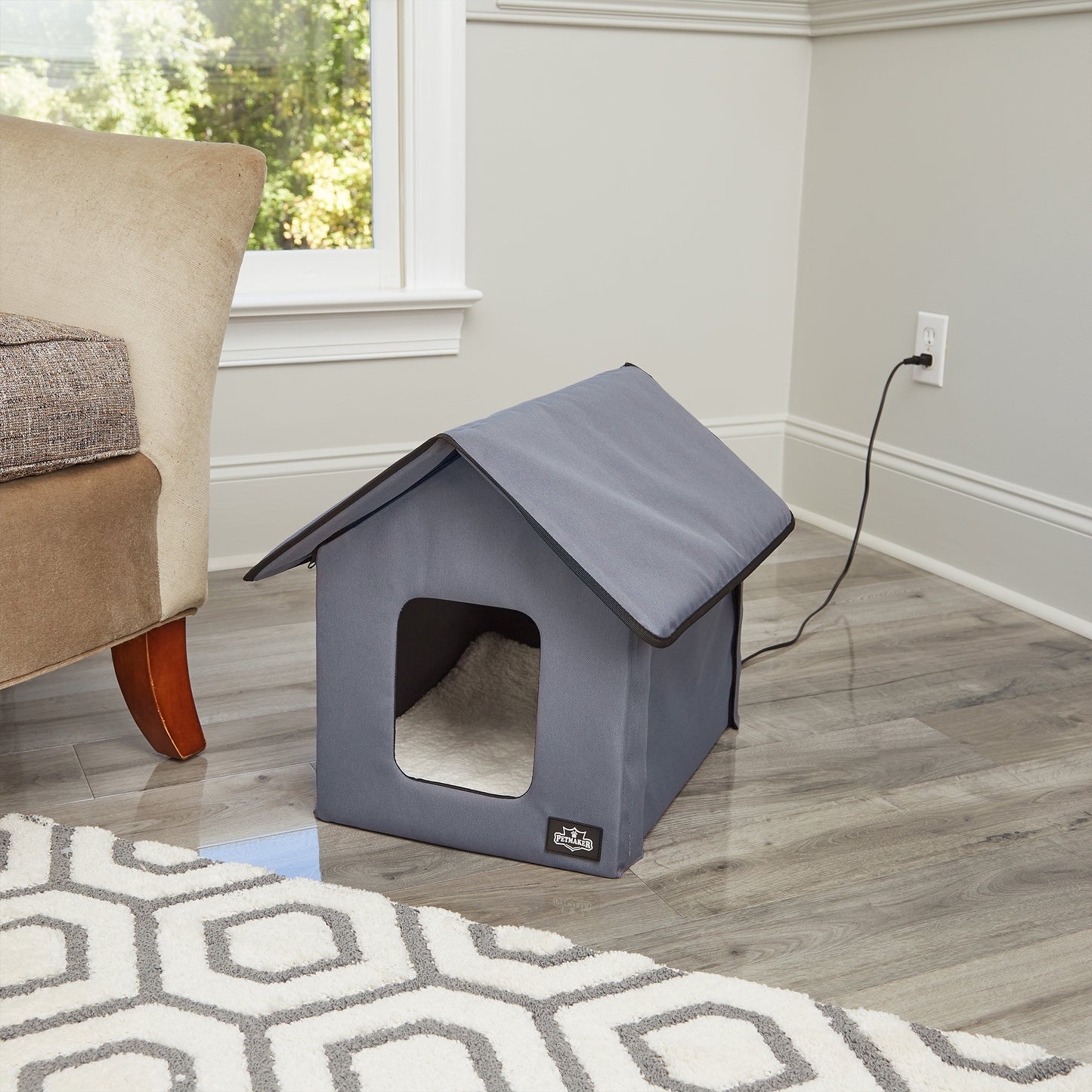 Heated Cat House with Sherpa Pad