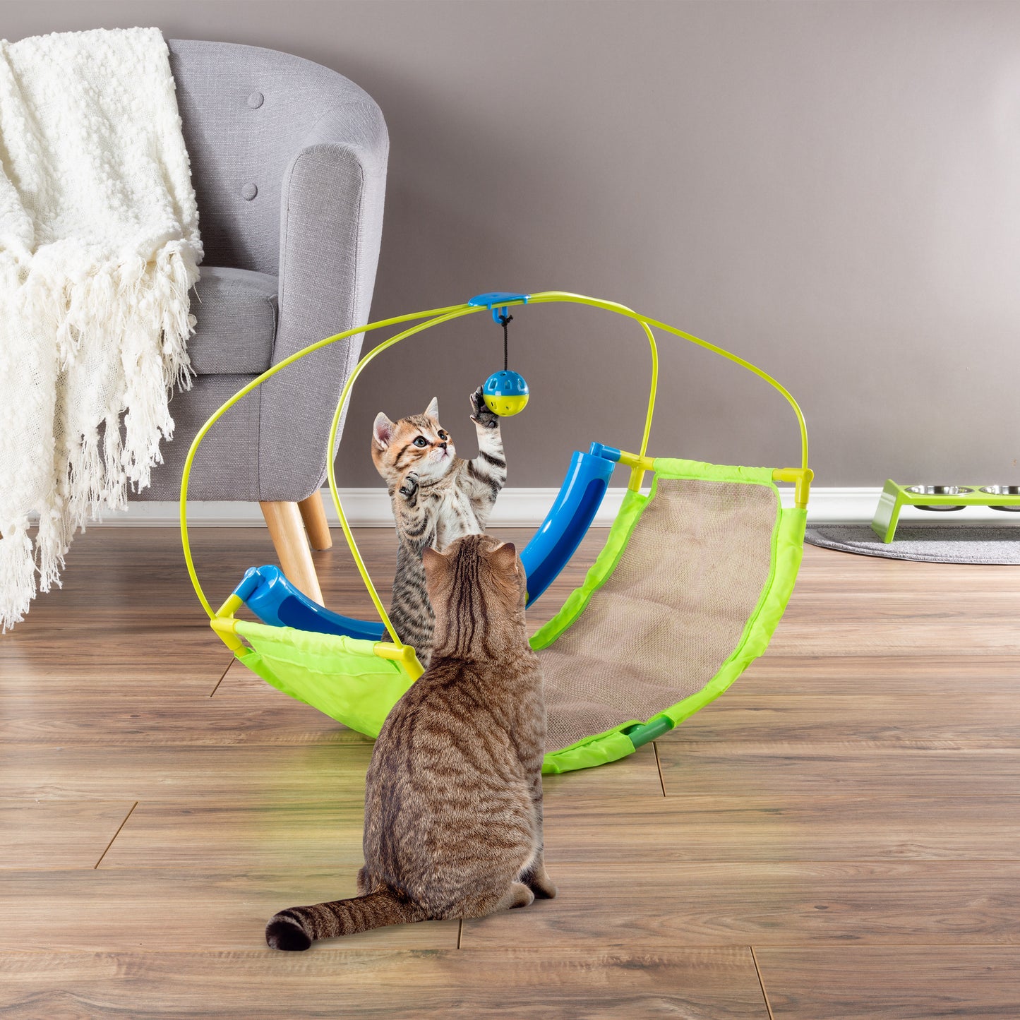 PETMAKER Interactive Cat Toy Rocking Activity Mat